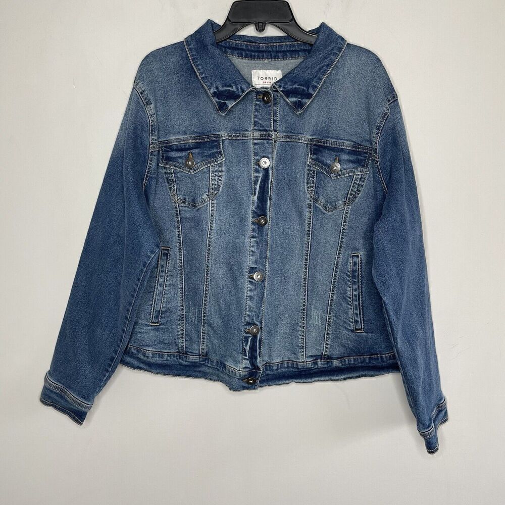 TORRID Denim Jacket Womens 3 3X Trucker NEW Distressed Button Blue Jean